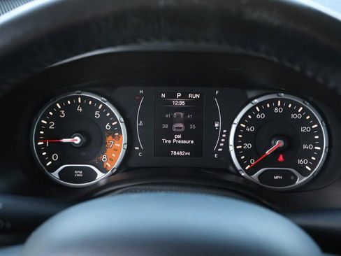 Used 2017 Jeep Renegade Latitude image 13