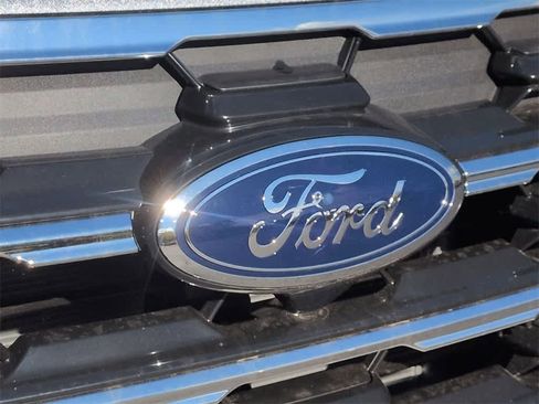 New 2026 Ford Explorer Active image 12