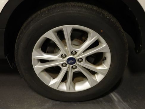 Used 2018 Ford Escape SE AWD/4WD image 31