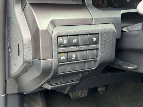 Certified 2025 Toyota 4Runner SR5 AWD/4WD image 20