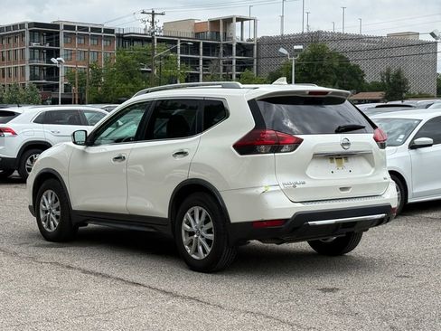 Used 2018 Nissan Rogue SV FWD image 7