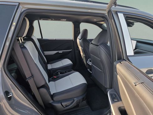 New 2026 Lexus TX 500h AWD image 15