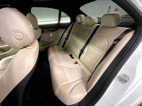 Used 2018 Mercedes-Benz C 300 Sedan image 27