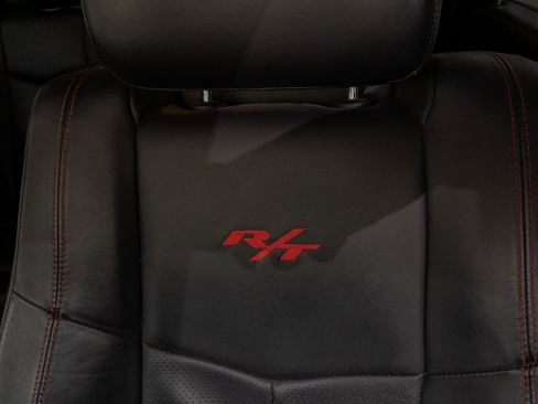 Used 2014 Dodge Durango R/T image 14