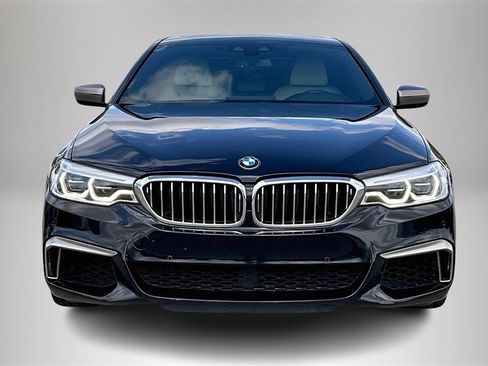 Used 2020 BMW M550i xDrive w/ Executive Package image 3