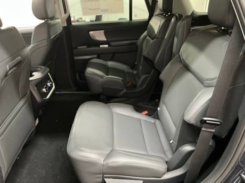 New 2026 Ford Expedition Active AWD/4WD image 12