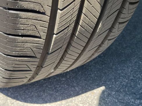 Used 2026 Ford Explorer Active RWD image 29