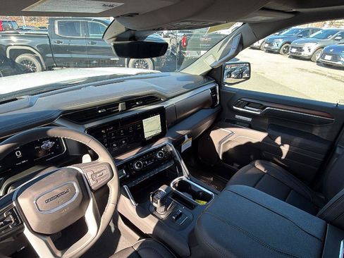 New 2026 GMC Sierra 1500 Denali w/ Denali Reserve Package image 18