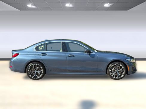 New 2026 BMW 330i Sedan w/ Convenience Package RWD image 8