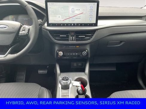 New 2024 Ford Escape SE FWD image 13