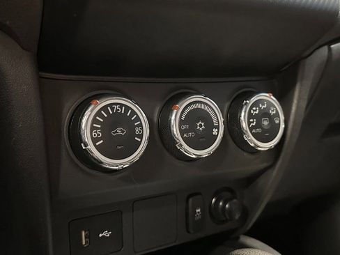 Used 2019 Mitsubishi Outlander Sport ES image 14