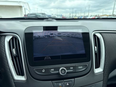 Certified 2022 Chevrolet Malibu LT FWD image 17