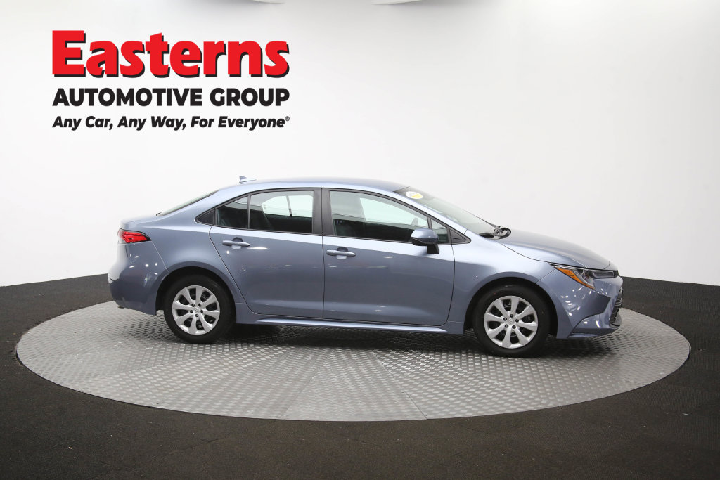 Used 2025 Toyota Corolla LE FWD image 47