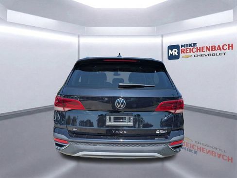 Used 2023 Volkswagen Taos SE FWD image 5