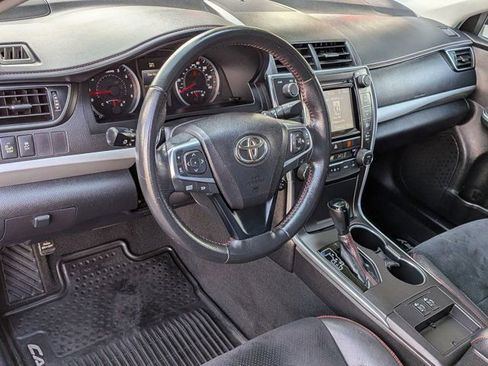 Used 2015 Toyota Camry XSE FWD image 16