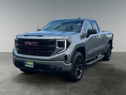 Used 2026 GMC Sierra 1500 Elevation w/ Elevation Select Package AWD/4WD image 3