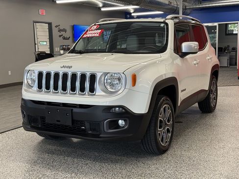 Used 2015 Jeep Renegade Limited w/ Safety & Security Group I AWD/4WD image 3