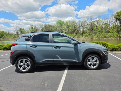 Used 2022 Hyundai Kona SEL w/ Cargo Package AWD/4WD image 5