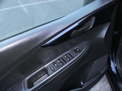 Used 2018 Chevrolet Spark LT FWD image 11