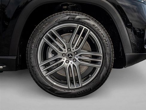 New 2026 Mercedes-Benz GLS 450 4MATIC image 13