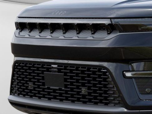 New 2026 Jeep Grand Wagoneer Limited AWD/4WD image 11
