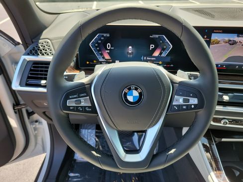 New 2026 BMW X5 xDrive40i w/ Climate Comfort Package AWD/4WD image 22