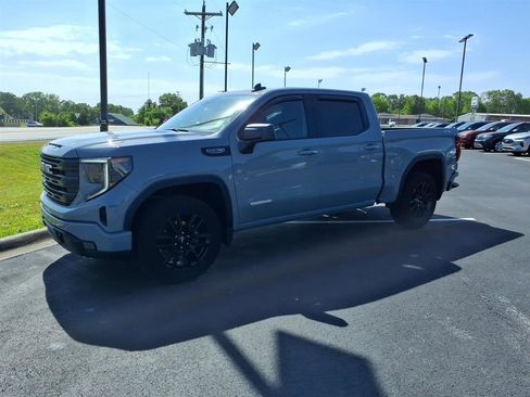 Used 2024 GMC Sierra 1500 Elevation w/ Preferred Package AWD/4WD image 3