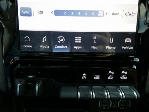 Used 2024 RAM 1500 Big Horn image 25