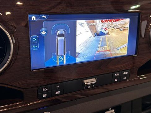 Used 2025 Mercedes-Benz Sprinter 2500 image 36