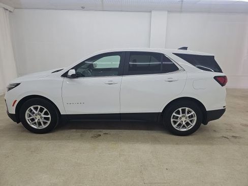 Used 2024 Chevrolet Equinox LT w/ LPO, Floor Liner Package image 16