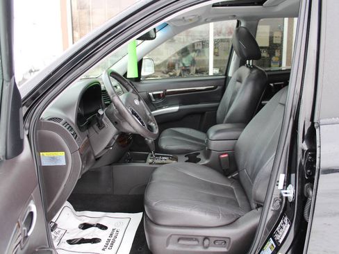Used 2011 Hyundai Santa Fe Limited image 12