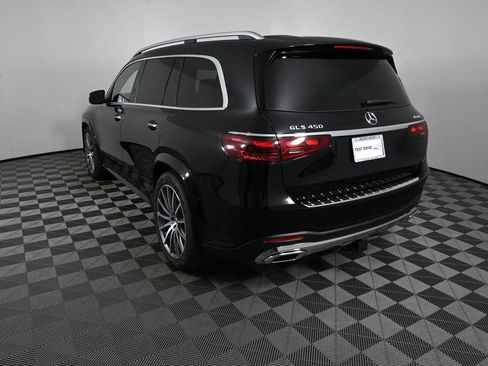 New 2026 Mercedes-Benz GLS 450 4MATIC image 4