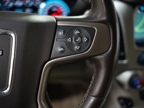 Used 2019 GMC Yukon XL Denali w/ Denali Ultimate Package image 12