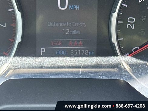 Used 2022 Toyota RAV4 XLE Premium AWD/4WD image 22