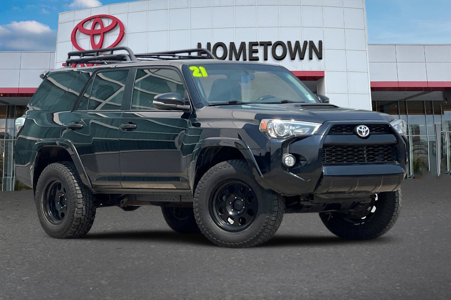Used 2016 Toyota 4Runner Trail Premium AWD/4WD image 2