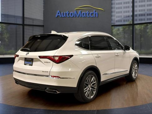 Used 2024 Acura MDX SH-AWD w/ Advance Package image 10