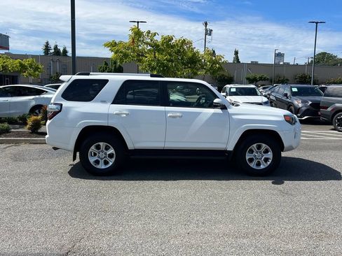 Certified 2024 Toyota 4Runner SR5 Premium w/ Moonroof Package AWD/4WD image 6