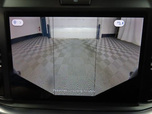 Used 2025 Ford F250 Platinum image 26