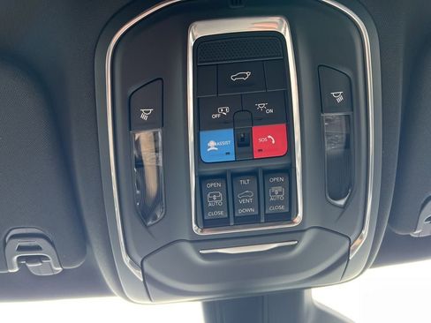 New 2026 Jeep Grand Wagoneer Limited AWD/4WD image 26