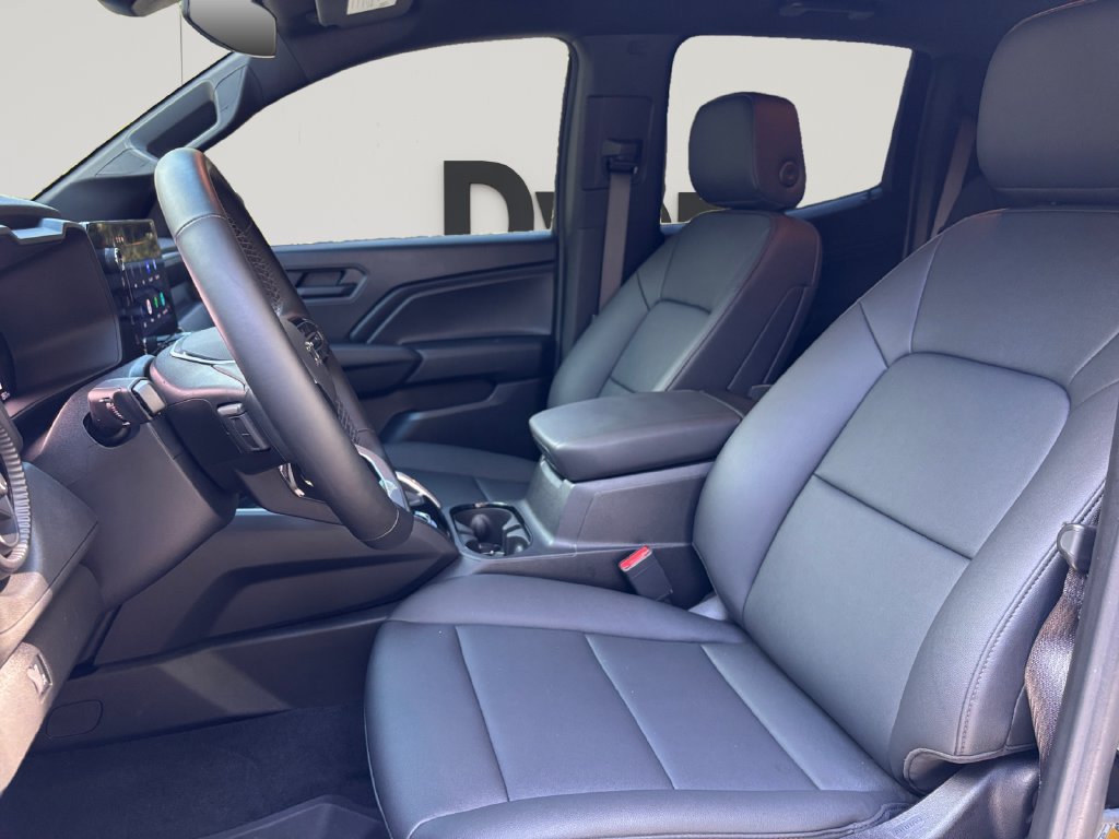 Certified 2025 Chevrolet Colorado Trail Boss AWD/4WD image 10