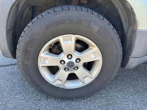 Used 2006 Ford Escape XLT image 11