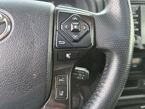 Used 2020 Toyota 4Runner TRD Off-Road Premium w/ Moonroof Package image 31