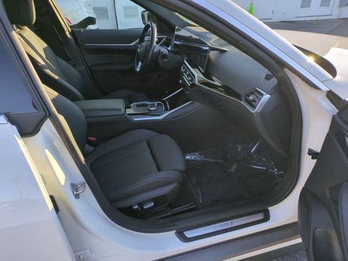 Used 2023 BMW i4 eDrive35 w/ Premium Package RWD image 22