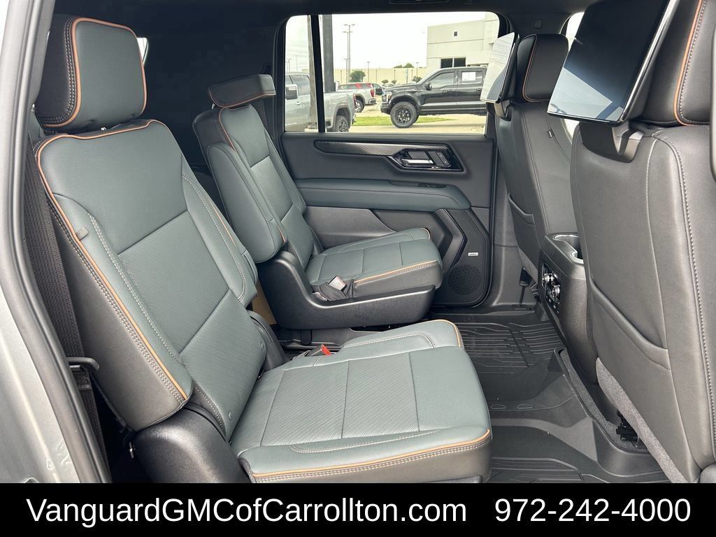 New 2026 GMC Yukon XL AT4 w/ AT4 Premium Plus Package AWD/4WD image 25