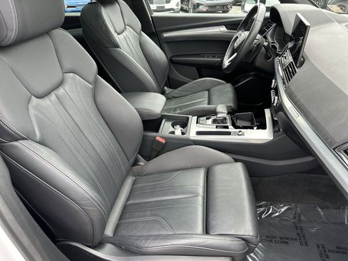 Used 2025 Audi Q5 2.0T Premium image 25