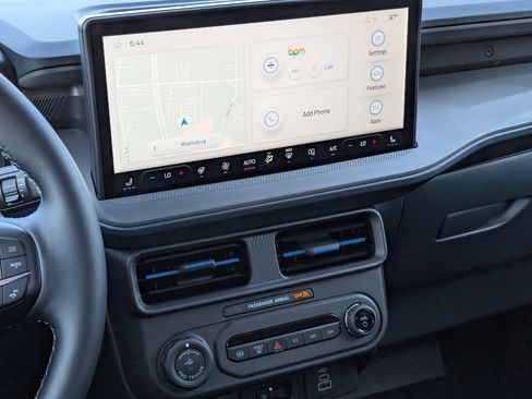 New 2025 Ford Maverick Lobo image 40