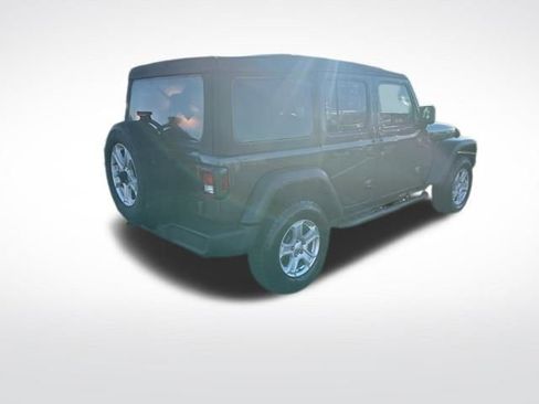 Used 2021 Jeep Wrangler Unlimited Sport image 6