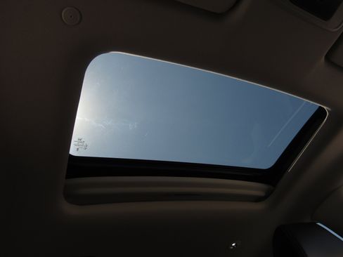Certified 2024 Honda HR-V EX-L image 8