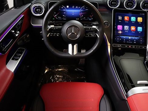 Certified 2025 Mercedes-Benz GLC 300 4MATIC image 14