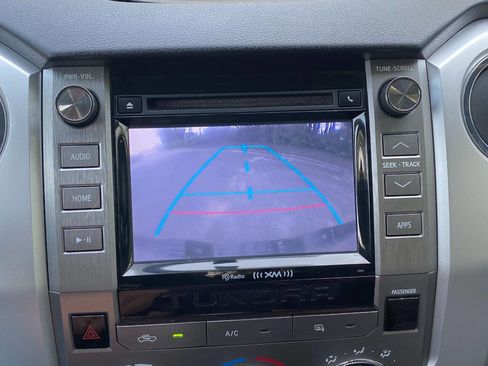 Used 2014 Toyota Tundra SR5 w/ SR5 Upgrade Package image 30